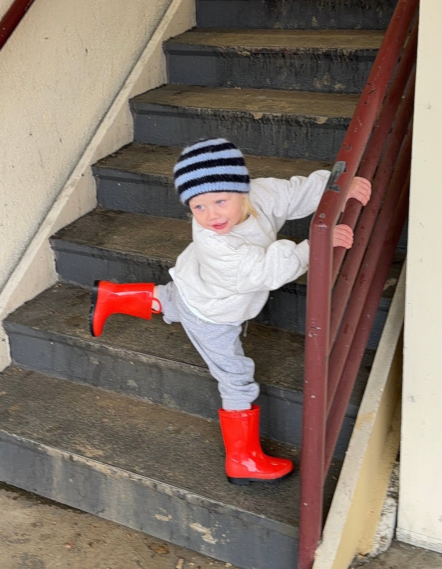 BEANIE 002 Knitting Pattern